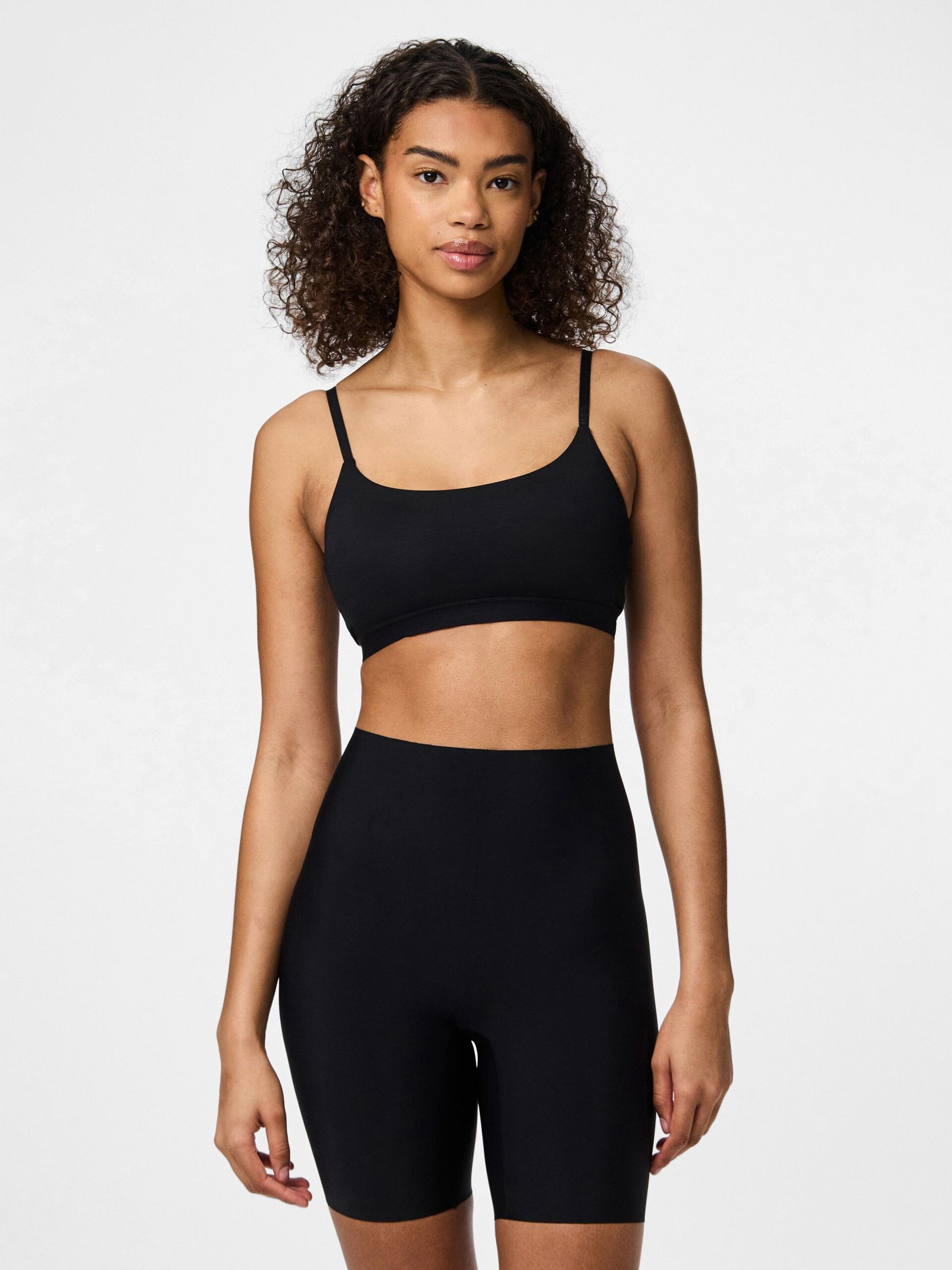 Carousel image - PCNAMEE BRALETTE, Black | 5