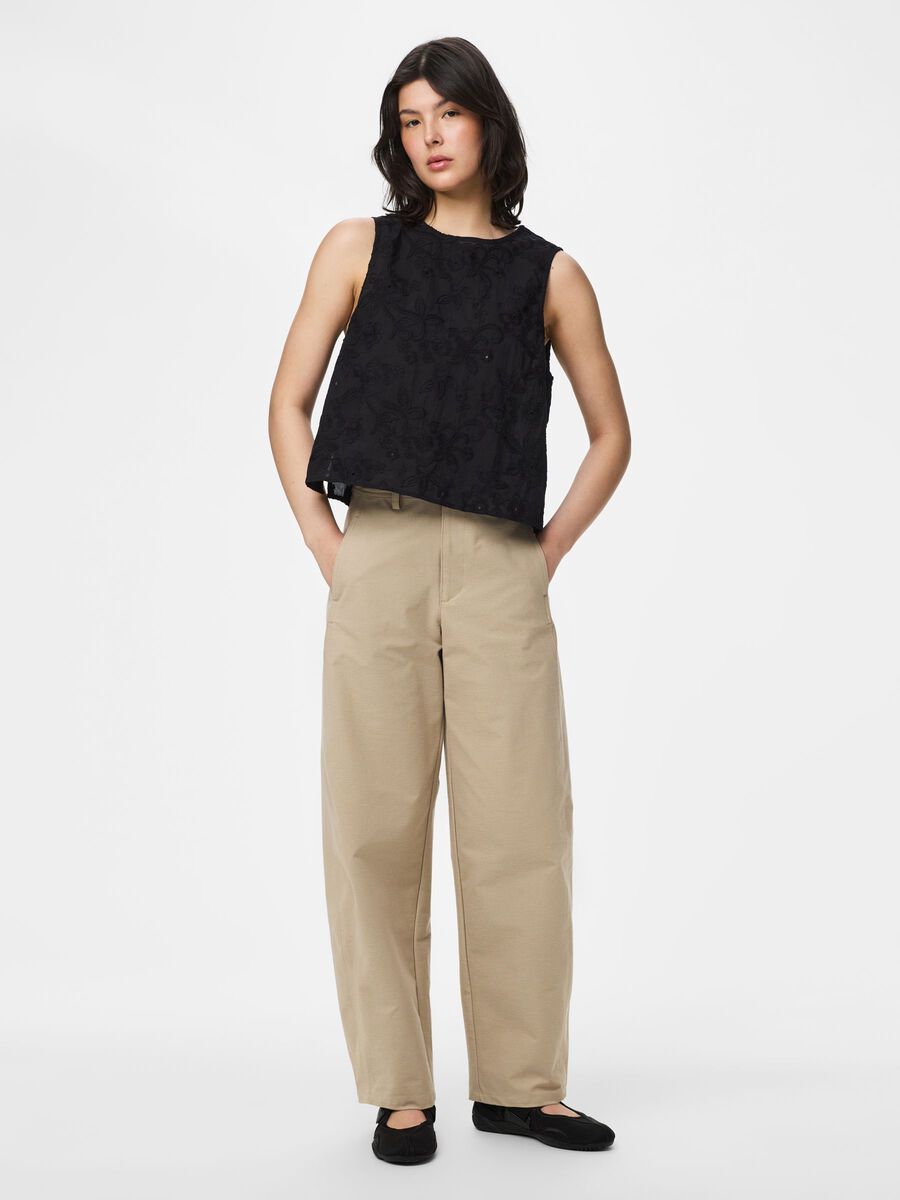 Product carousel image - PCGINGER SLEEVELESS TOP, Black | 1
