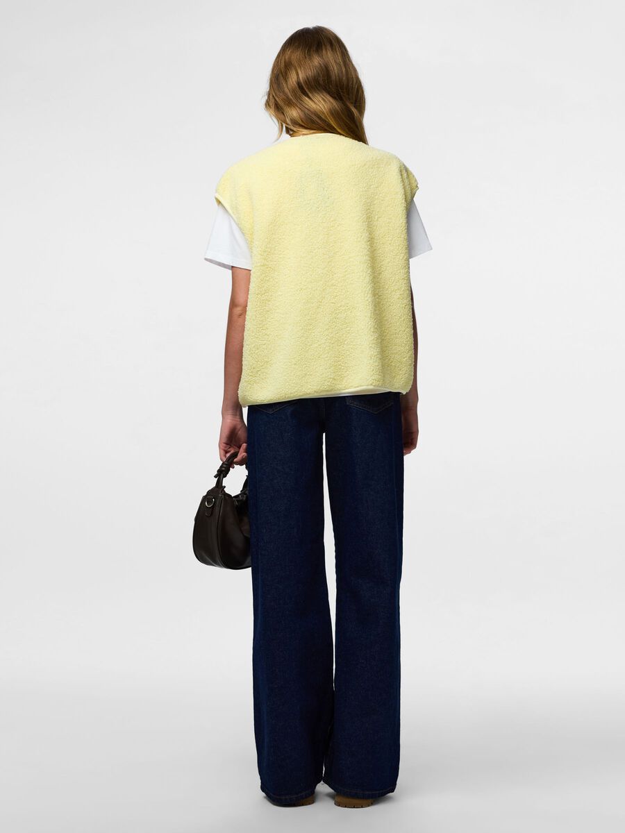 Product carousel image - PCKATTY TEDDY VEST, French Vanilla | 2