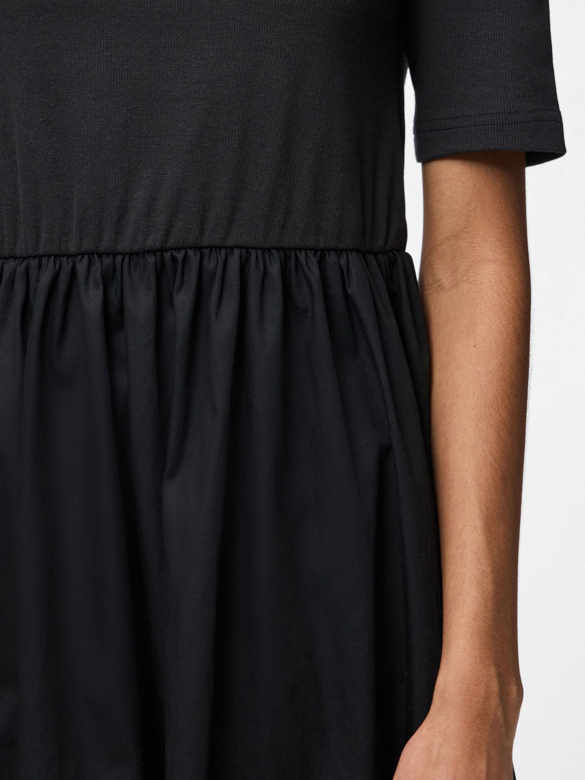 Carousel image - PCTONYA MIDI DRESS, Black | 4