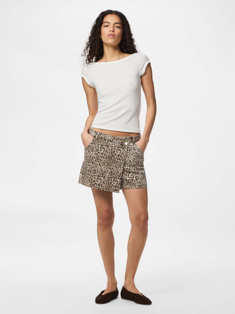 Carousel image - FALDA SHORT, Birch | 3