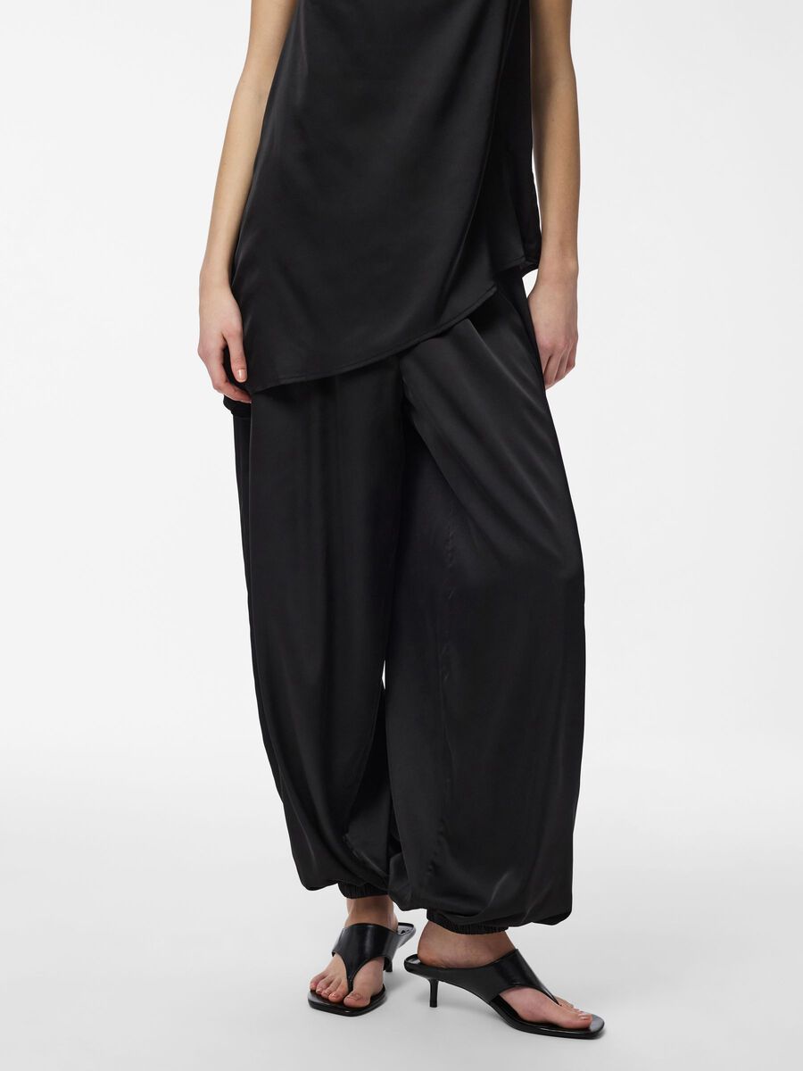 Product carousel image - PCFESTA MW SATIN BALLOON TROUSERS, Black | 1