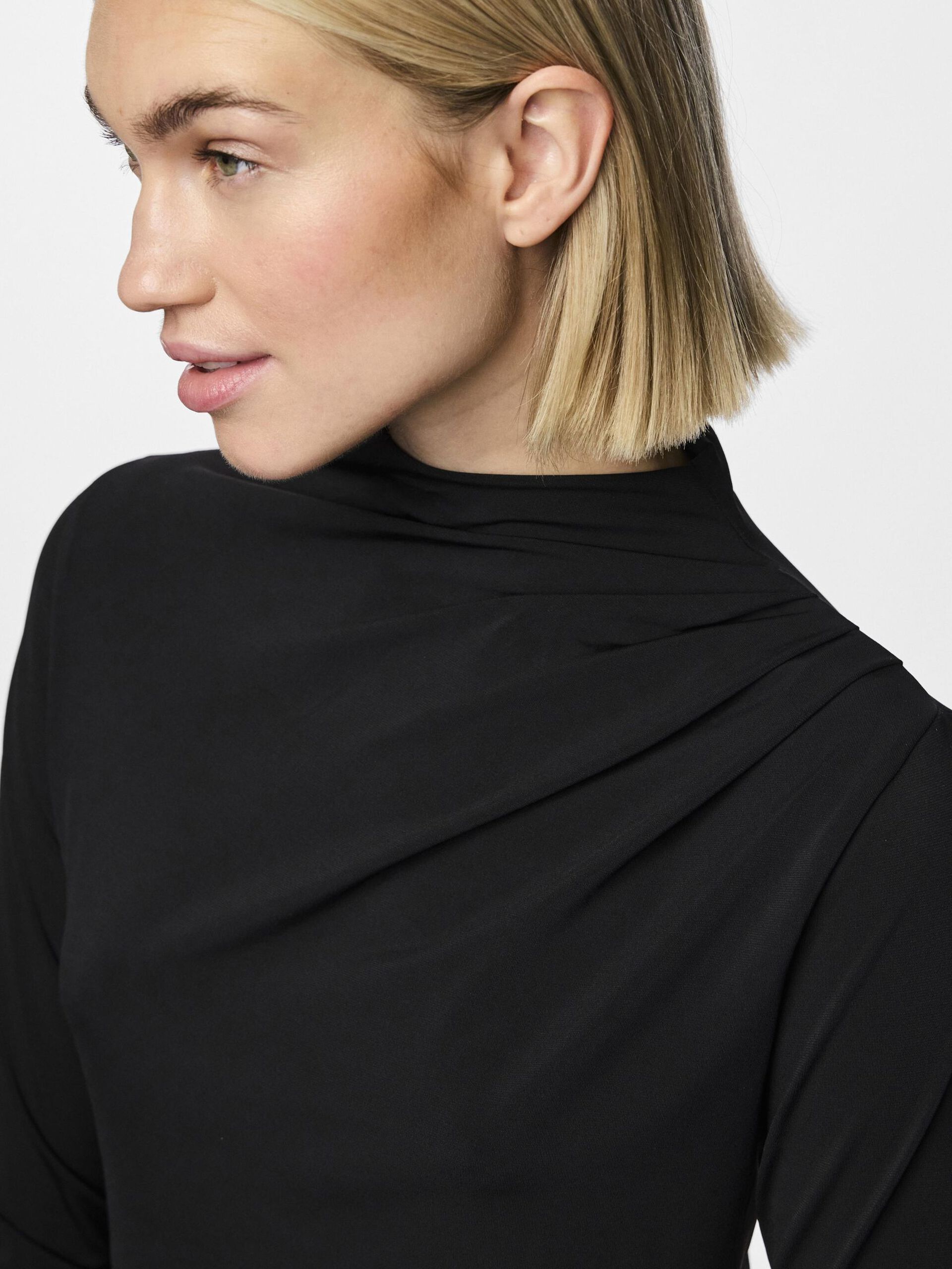 Carousel image - PCMADISON LONG SLEEVED TOP, Black | 4
