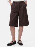 Product image thumbnail - PCRIKKE - TH BERMUDA, Hot Fudge | 1