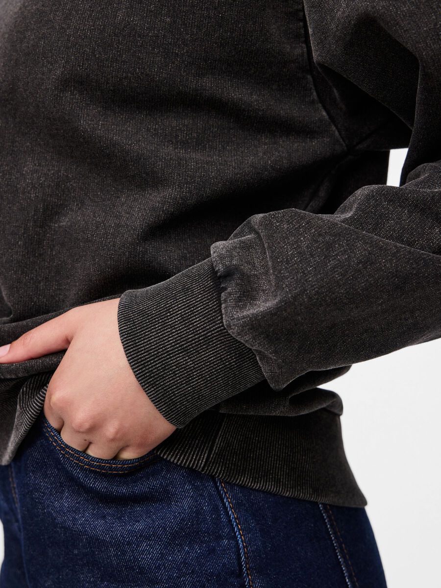 Carousel image - PCCHILLI - DÉLAVÉ SWEAT-SHIRT, Black | 6