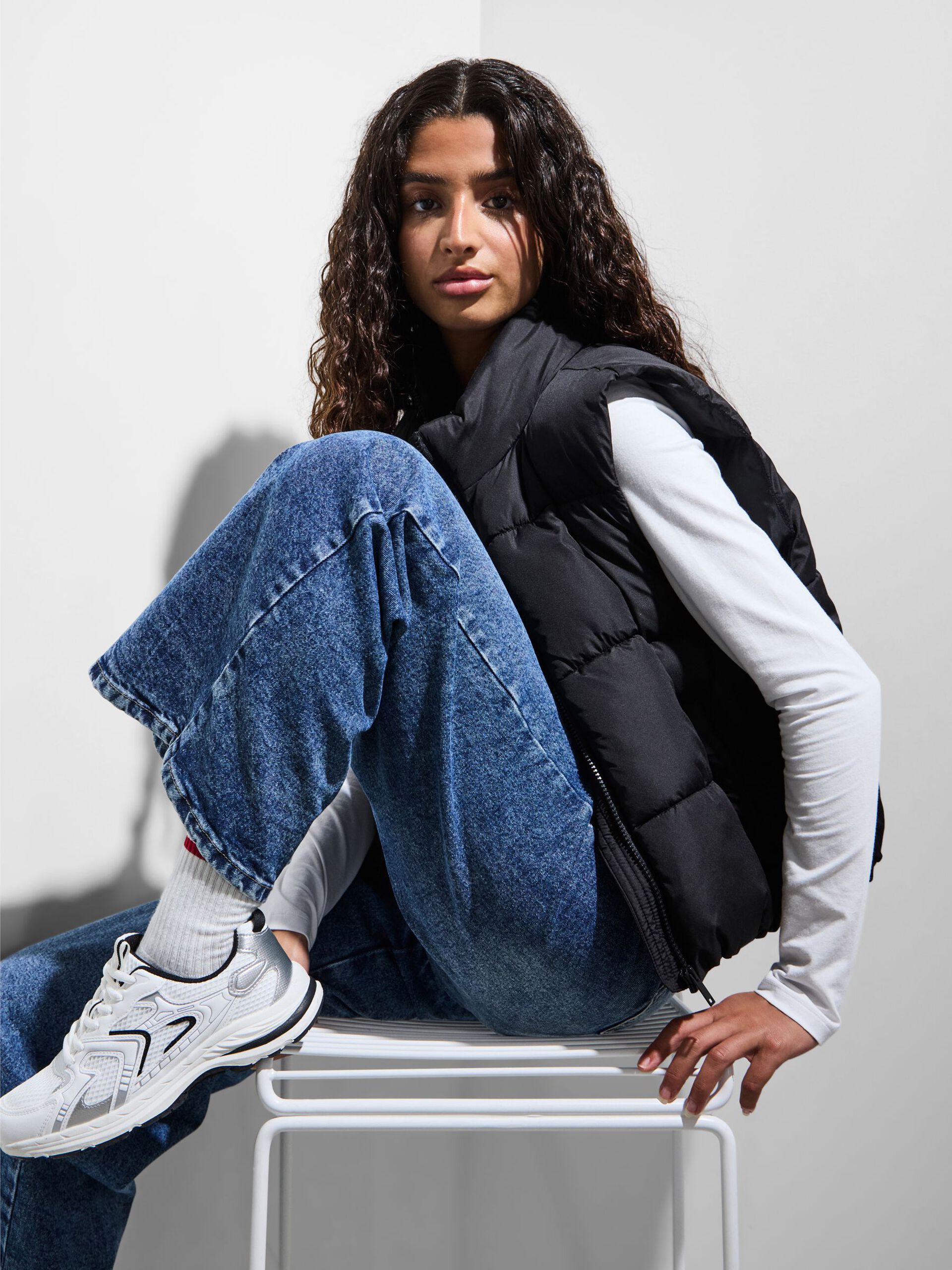 Carousel image - PCBEE SHORT PADDED GILET, Black | 6