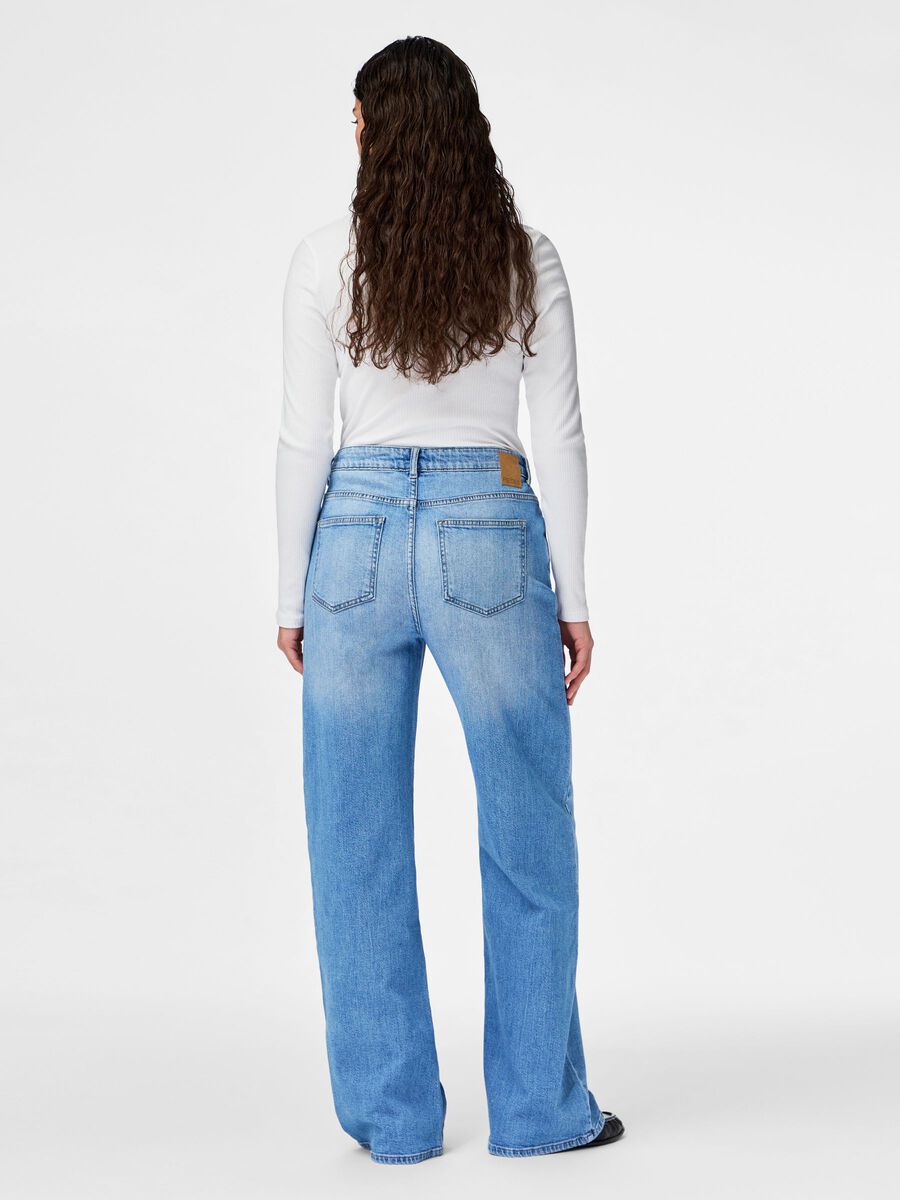 Product carousel image - PCSILKE MW  WIDE LEG JEANS, Light Blue Denim | 2