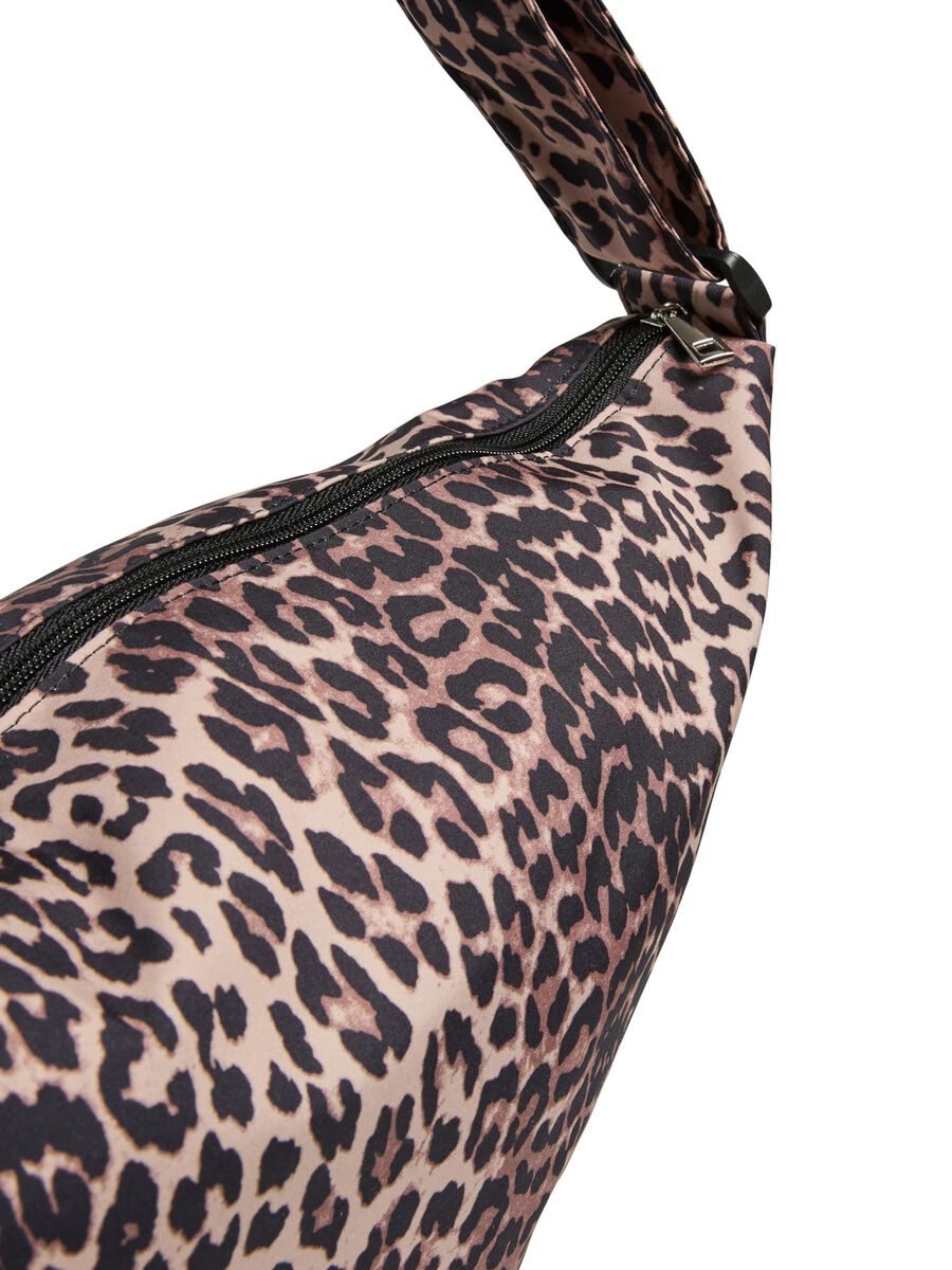 Product carousel image - PCAMANDA XL BAUCHTASCHE, Black | 2