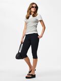 Product image thumbnail - PCSKINWEAR MW CAPRI BROEK, Black | 1