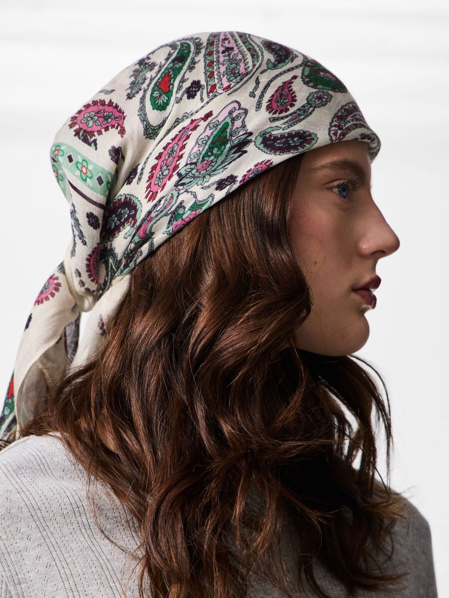 Carousel image - PCMIRANDI SQUARE  SCARF, Egret | 3