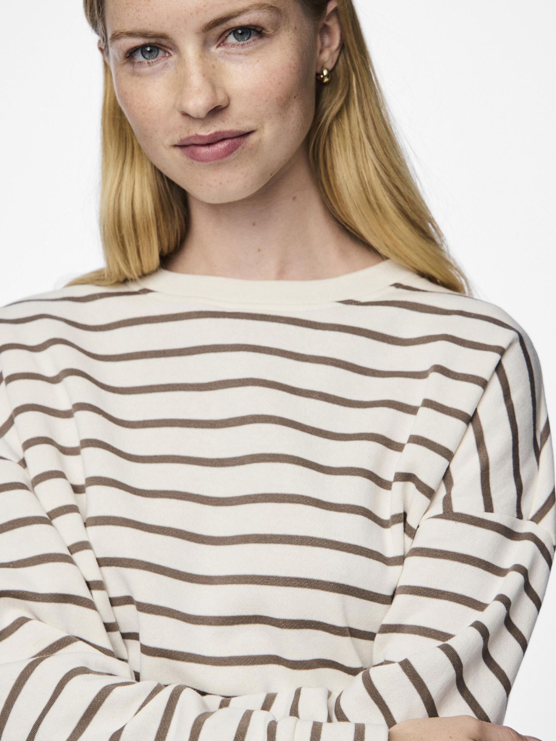 Carousel image - BLUZA SPORTOWA, Cloud Dancer | 4