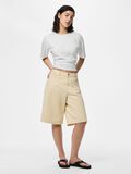 Product image thumbnail - PCGRACE MW LONG JEANSSHORTS, Ecru | 3