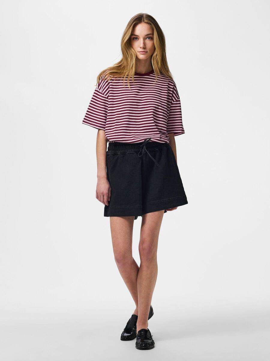 Carousel image - PCBILLO HW PULL UP  DENIM SHORTS, Black | 3