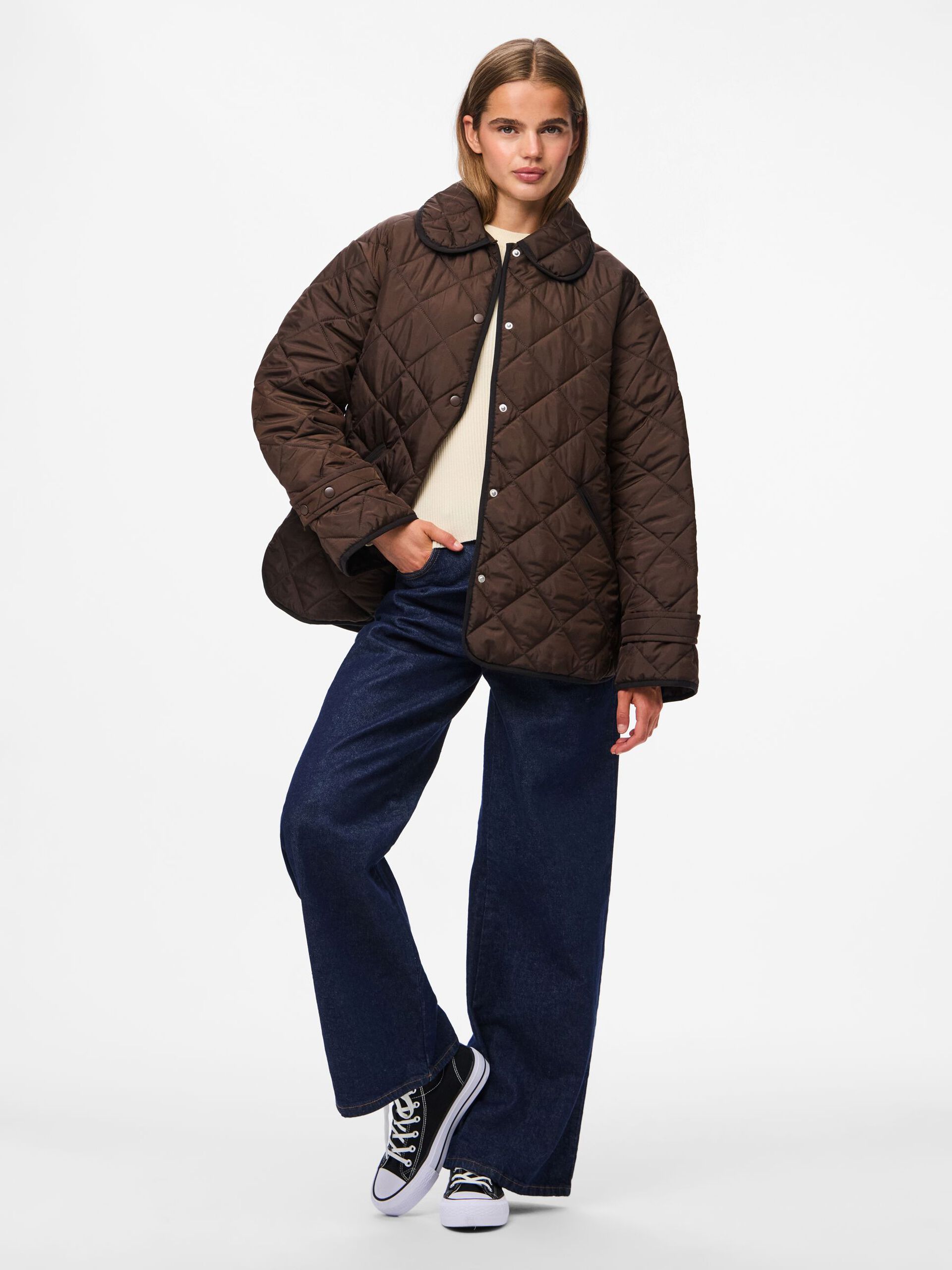 Carousel image - PCEMILY QUILTED SHORT JACKET, Hot Fudge | 3