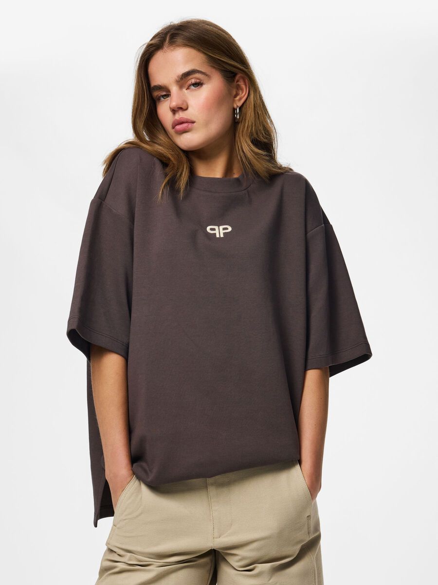 Carousel image - PCMUNA OVERSIZE T-SHIRT, Hot Fudge | 1