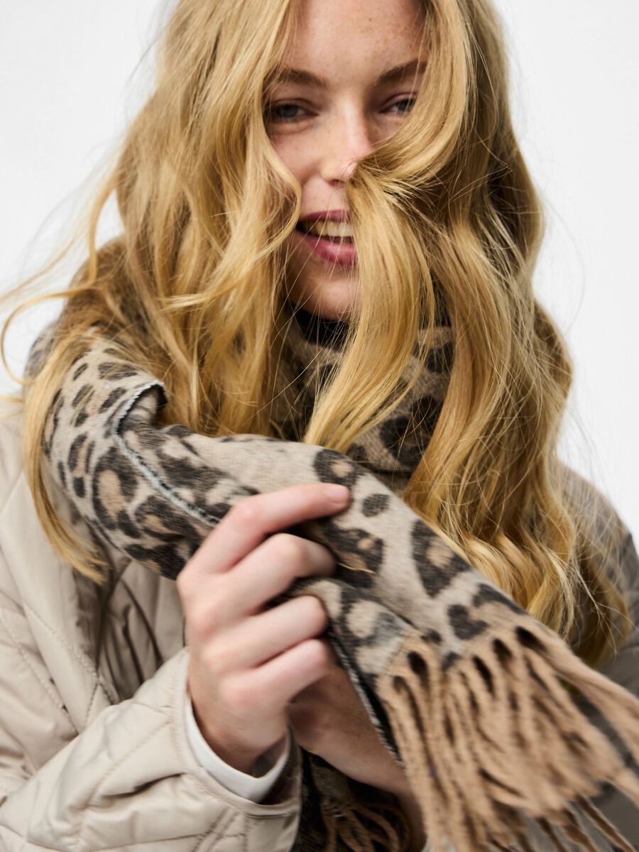 Carousel image - PCJIRA SCARF, Natural | 3