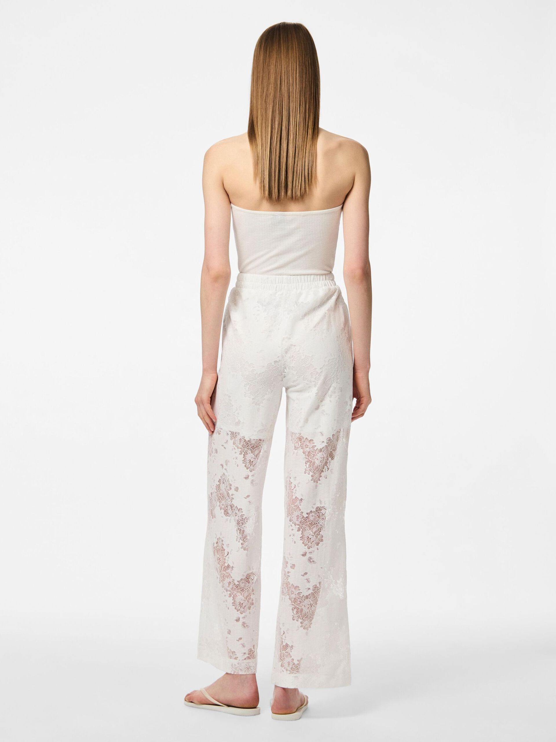 Carousel image - PCNORINNE STRAIGHT-LEG TROUSERS, Cloud Dancer | 3