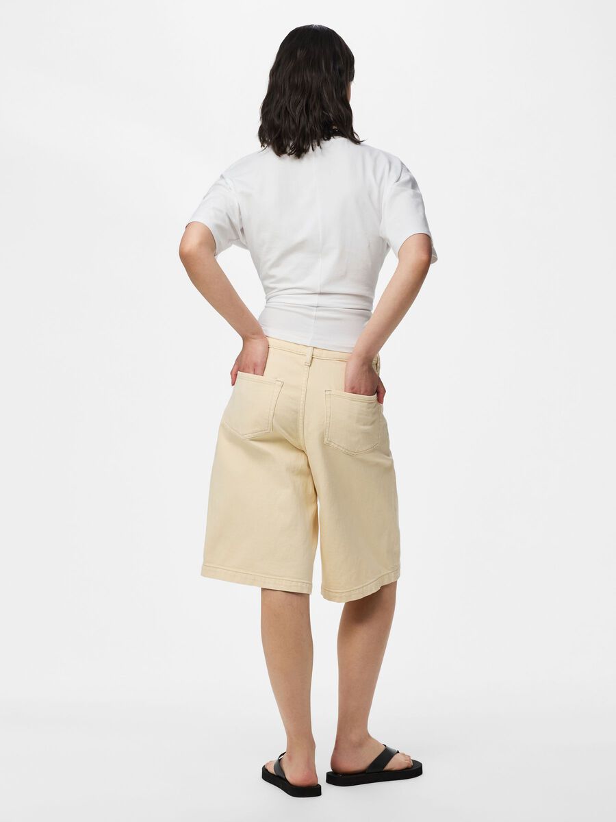 Carousel image - PCGRACE MW LONG JEANSSHORTS, Ecru | 2