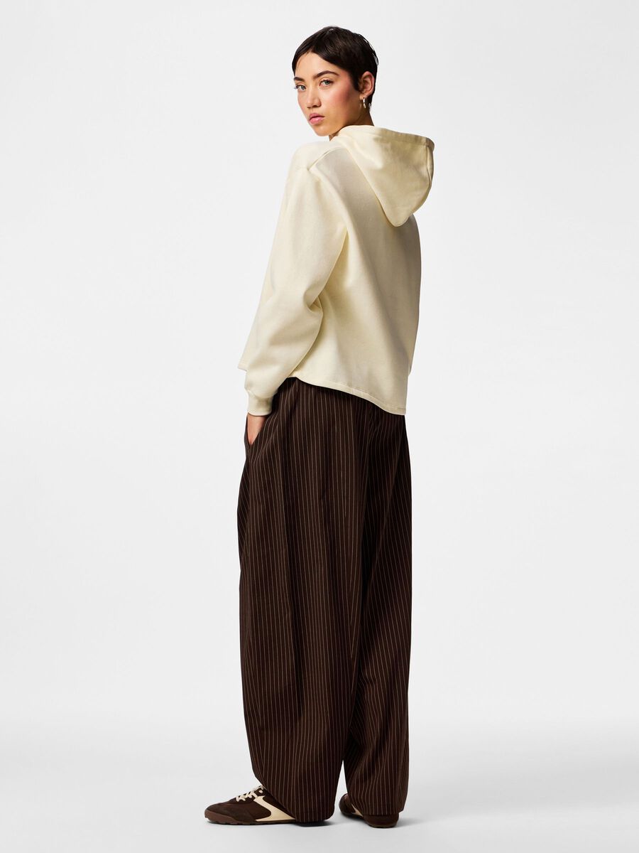 Product carousel image - PCCHILLI HOODIE, White Pepper | 2