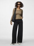 Product image thumbnail - PCKITTE  LANGERMET T-SKJORTE, Fossil | 4