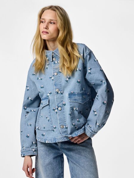 Pieces PCFLORA  DENIM SHIRT, Light Blue Denim, highres - 17166934_LightBlueDenim_1303074_003.jpg