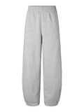 Product image thumbnail - PCFILUCCA MW BARREL SWEATPANTS, Light Grey Melange | 6