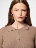 Product image thumbnail - PCMIRA KNITTED POLO SHIRT, Fossil | 4