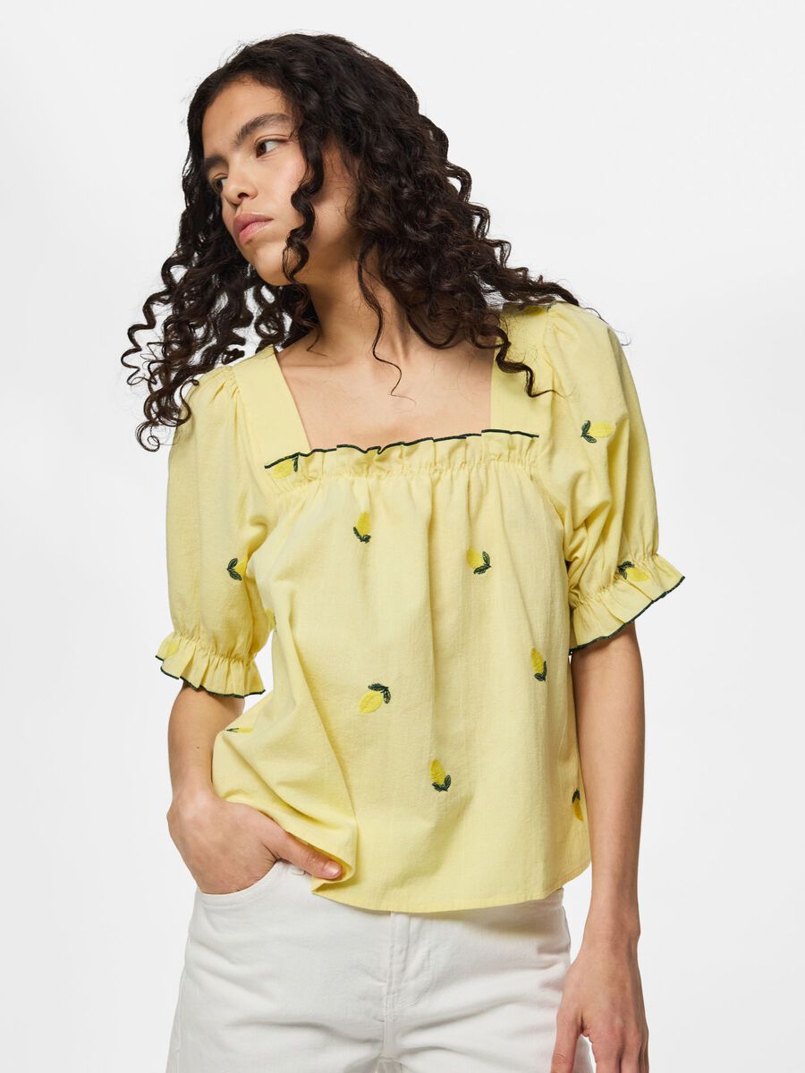 Product carousel image - PCSELENA  SHORT SLEEVED TOP, Pale Banana | 1