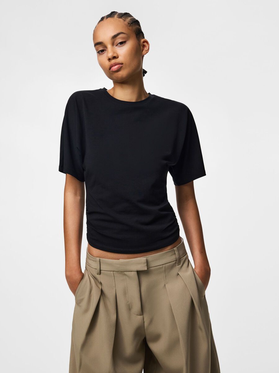 Carousel image - PCALLI TETTSITTENDE T-SKJORTE, Black | 6