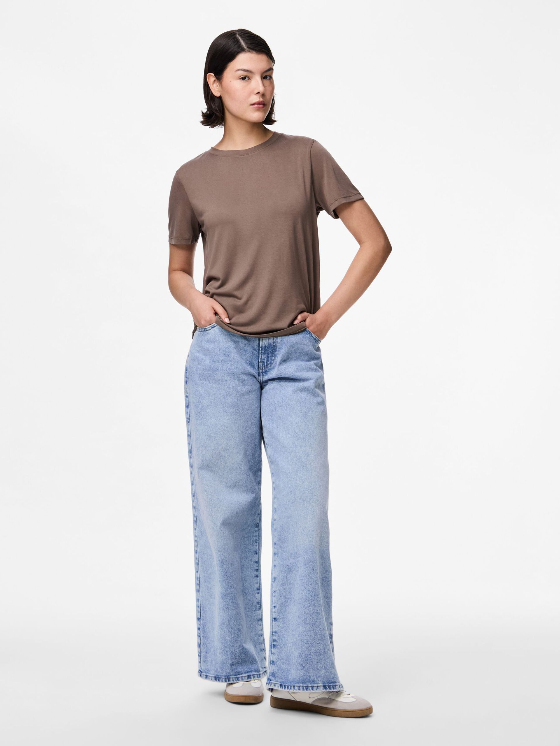 Carousel image - PCANORA T-SHIRT, Morel | 3