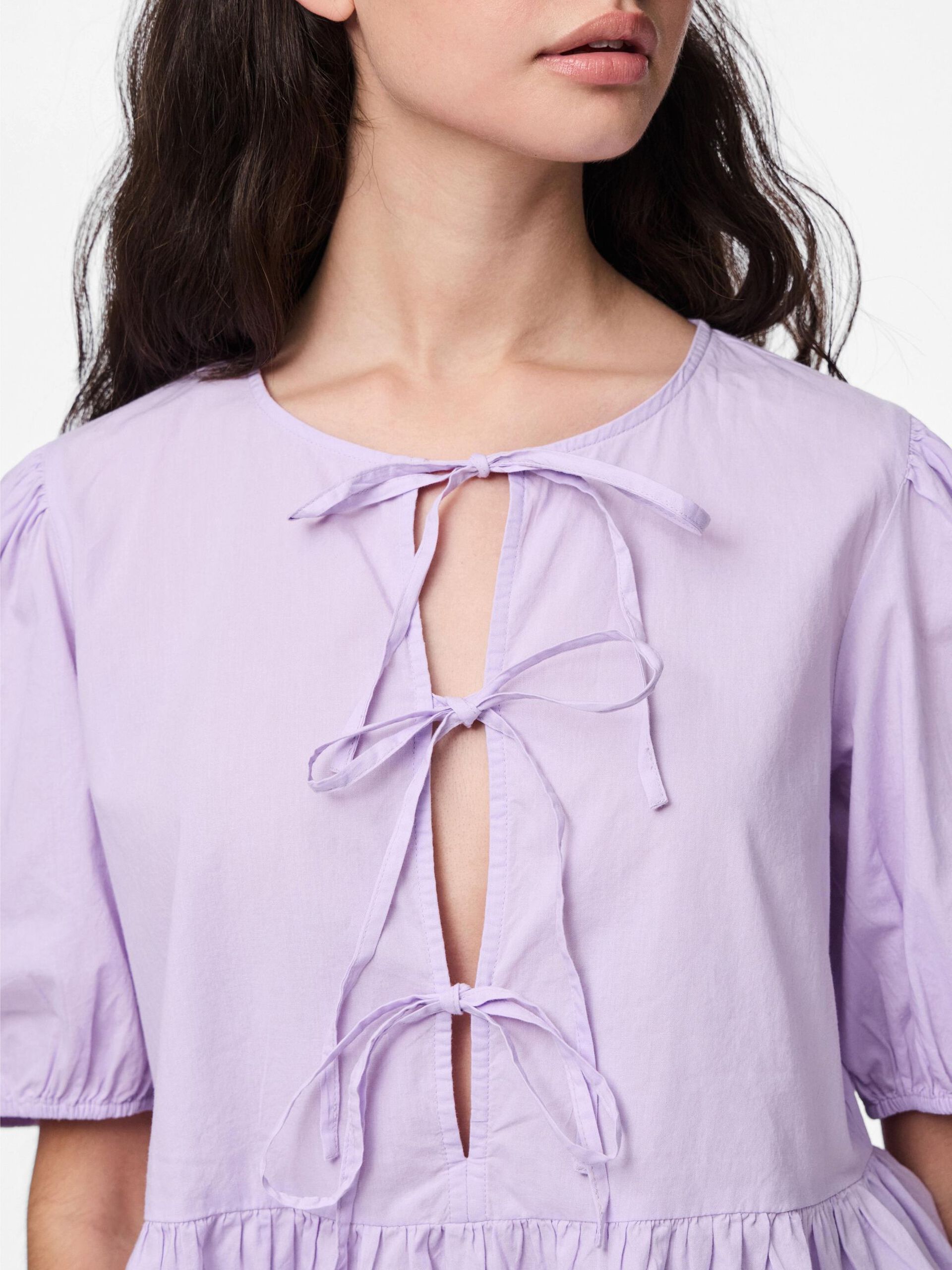 Carousel image - PCJOLLY TIE PUFF SLEEVED TOP, Pastel Lilac | 4