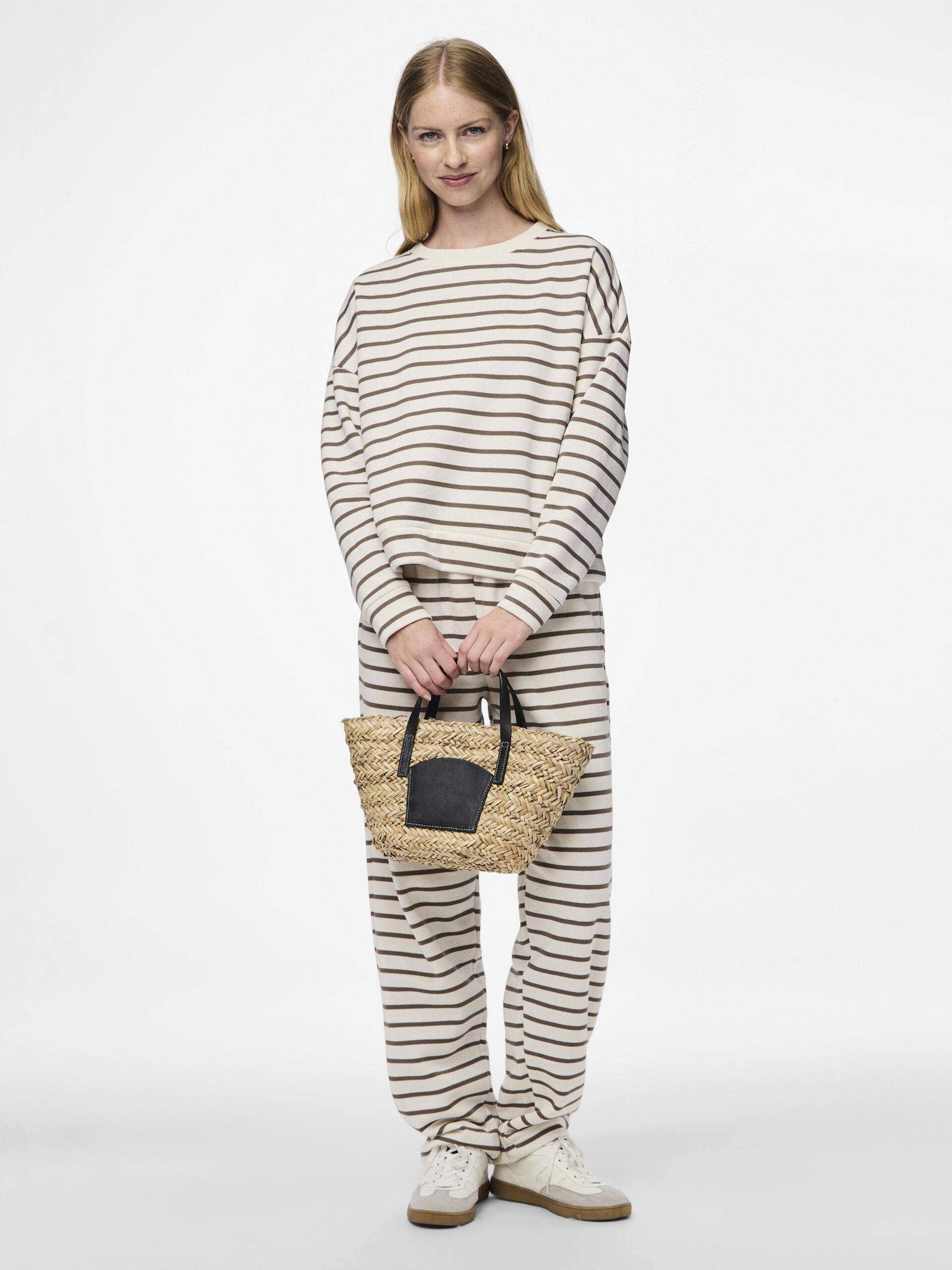 Carousel image - BLUZA SPORTOWA, Cloud Dancer | 5
