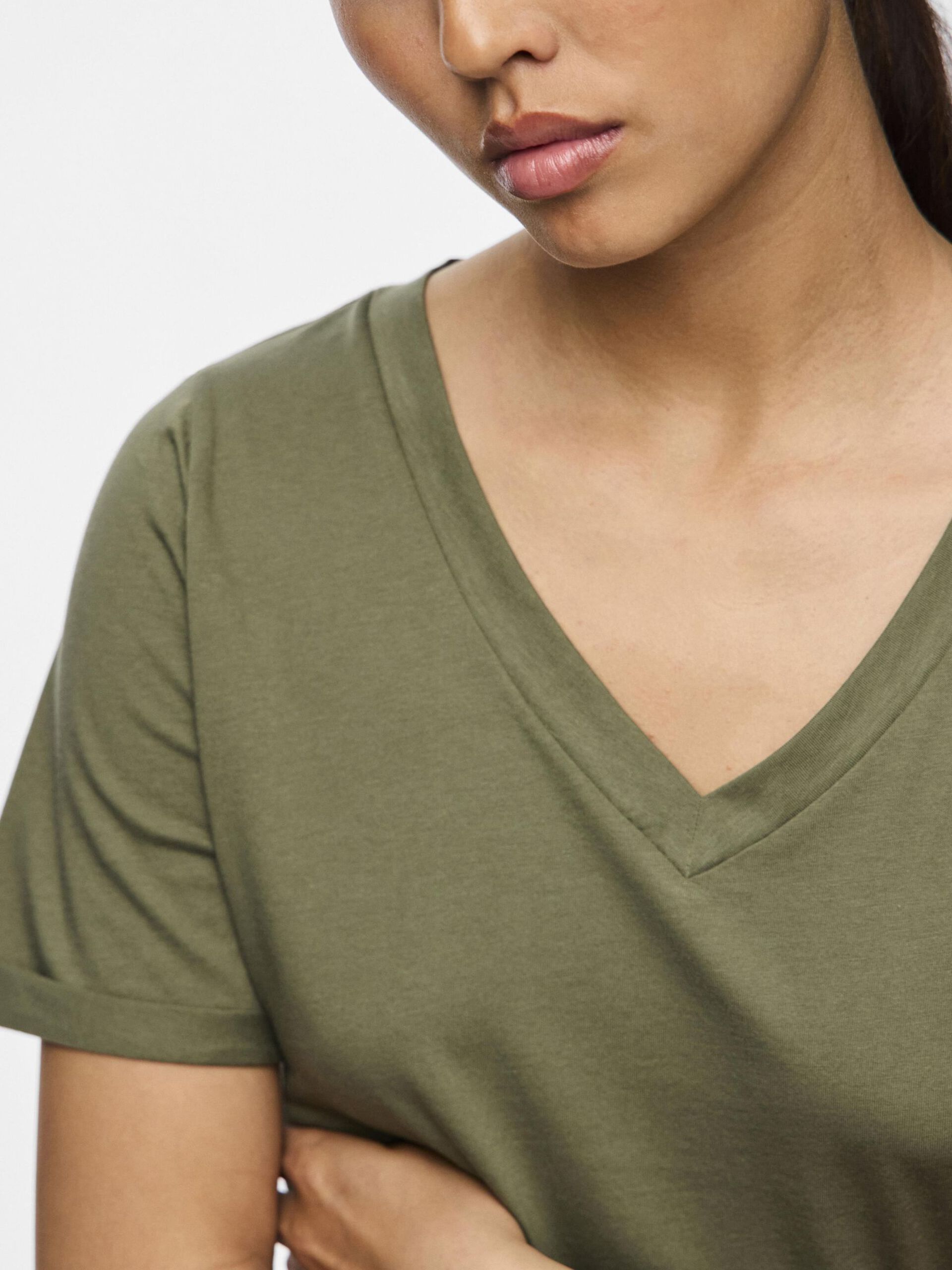 Carousel image - PCRIA T-SHIRT, Deep Lichen Green | 4
