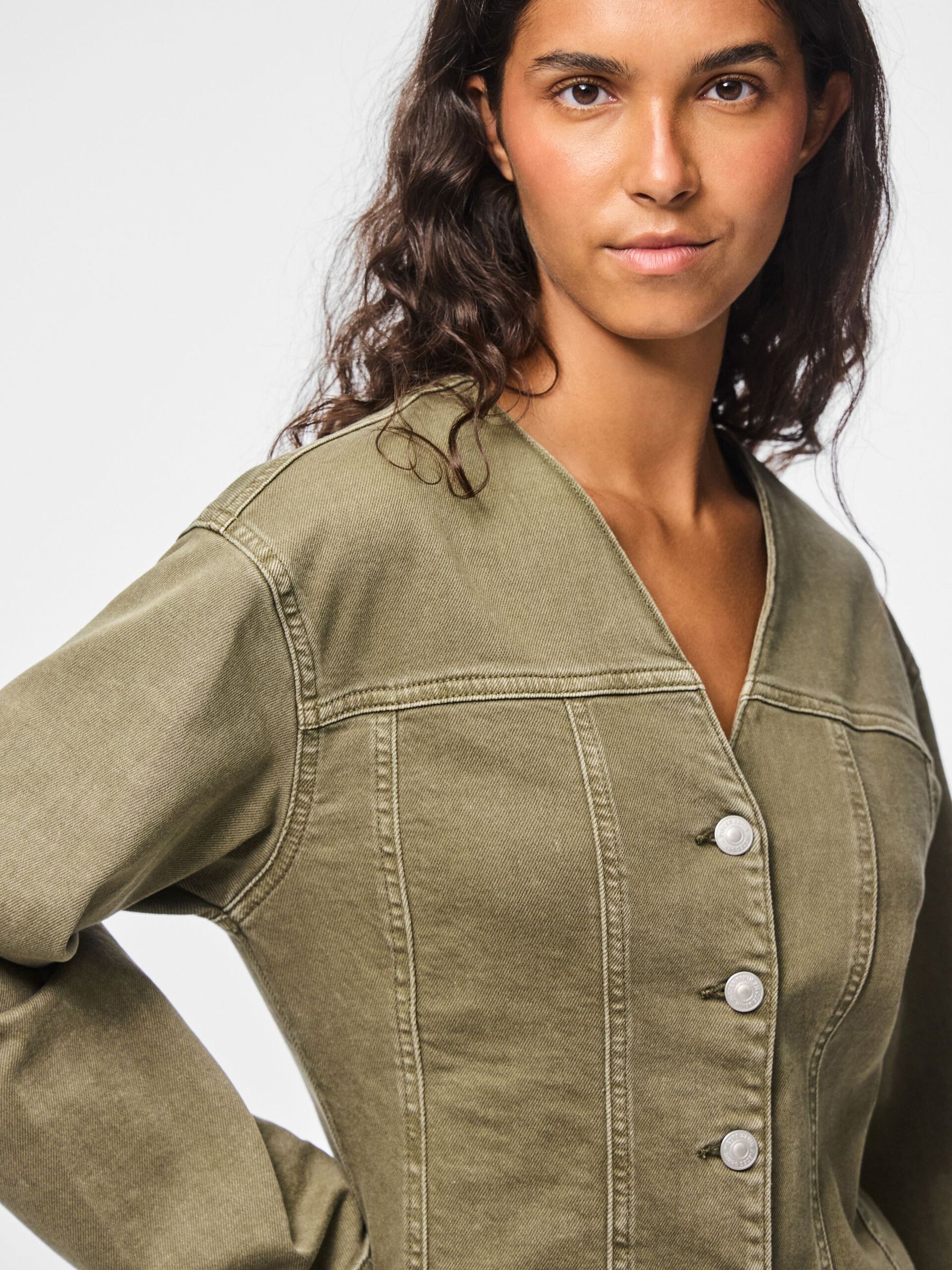 Carousel image - PCSILKE JEANSHEMD, Military Olive | 4