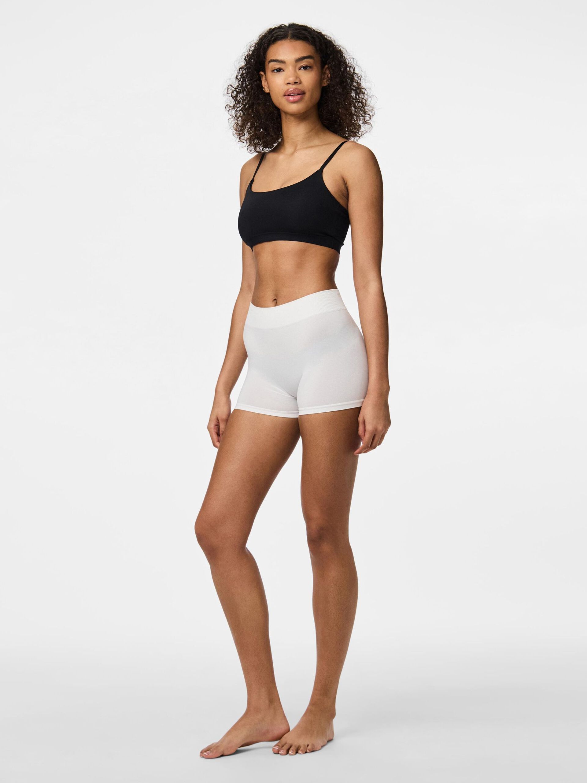 Carousel image - PCLONDON NYLON BIKE SHORTS, Bright White | 3