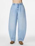 Product image thumbnail - PCRATE MW BARREL FIT JEANS, Light Blue Denim | 3