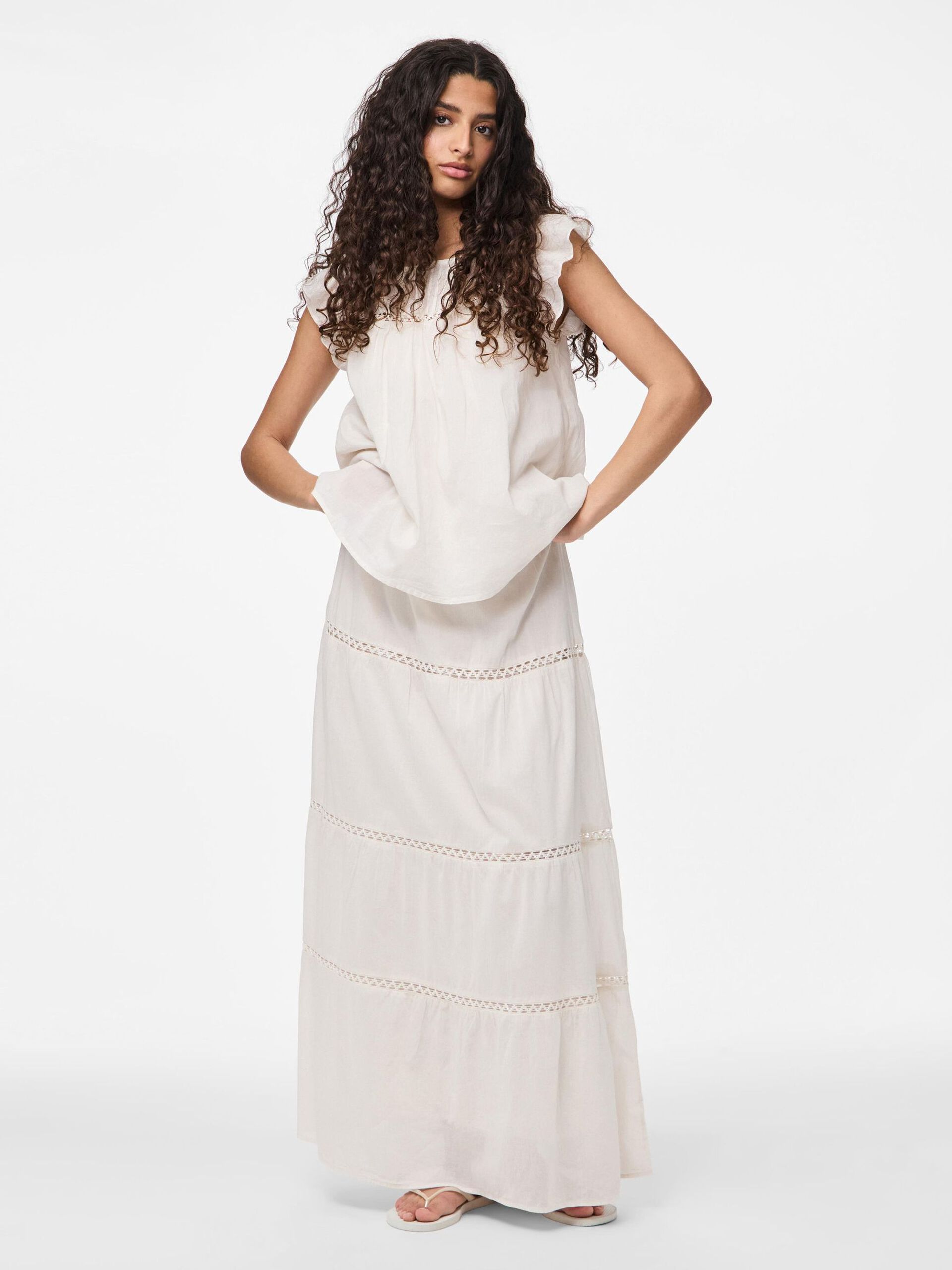 Carousel image - PCASTRID MAXI SKIRT, White Sand | 5