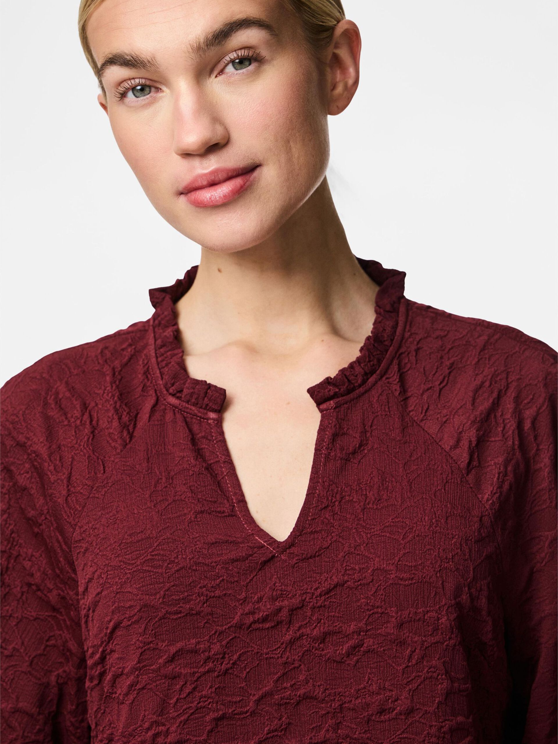 Carousel image - PCNALANI BLOUSE À MANCHES LONGUES, Tawny Port | 4