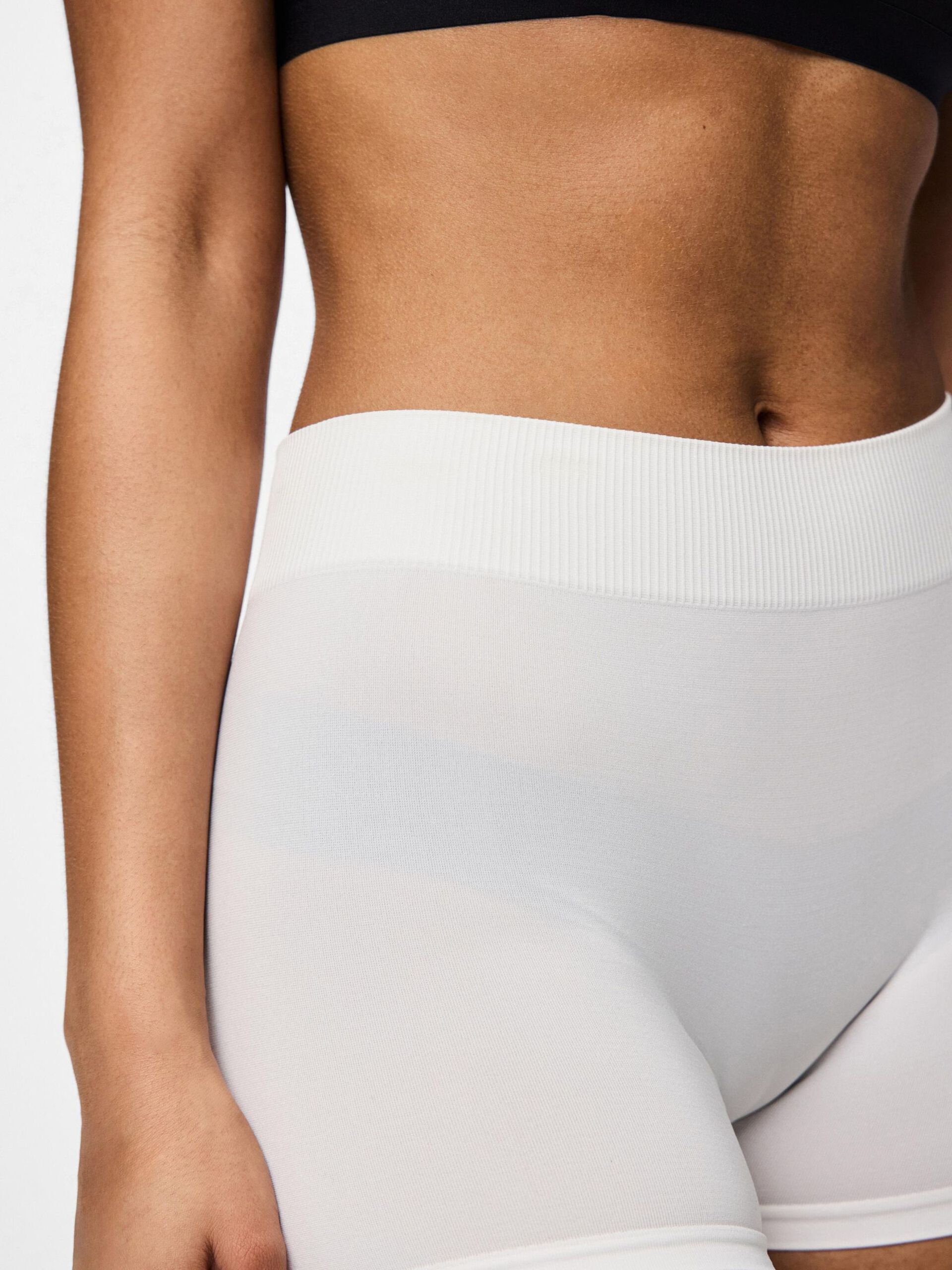 Carousel image - PCLONDON NYLON BIKE SHORTS, Bright White | 4