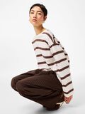 Product image thumbnail - PCMILA LOOSE T-SHIRT MET LANGE MOUWEN, Coffee Quartz | 5
