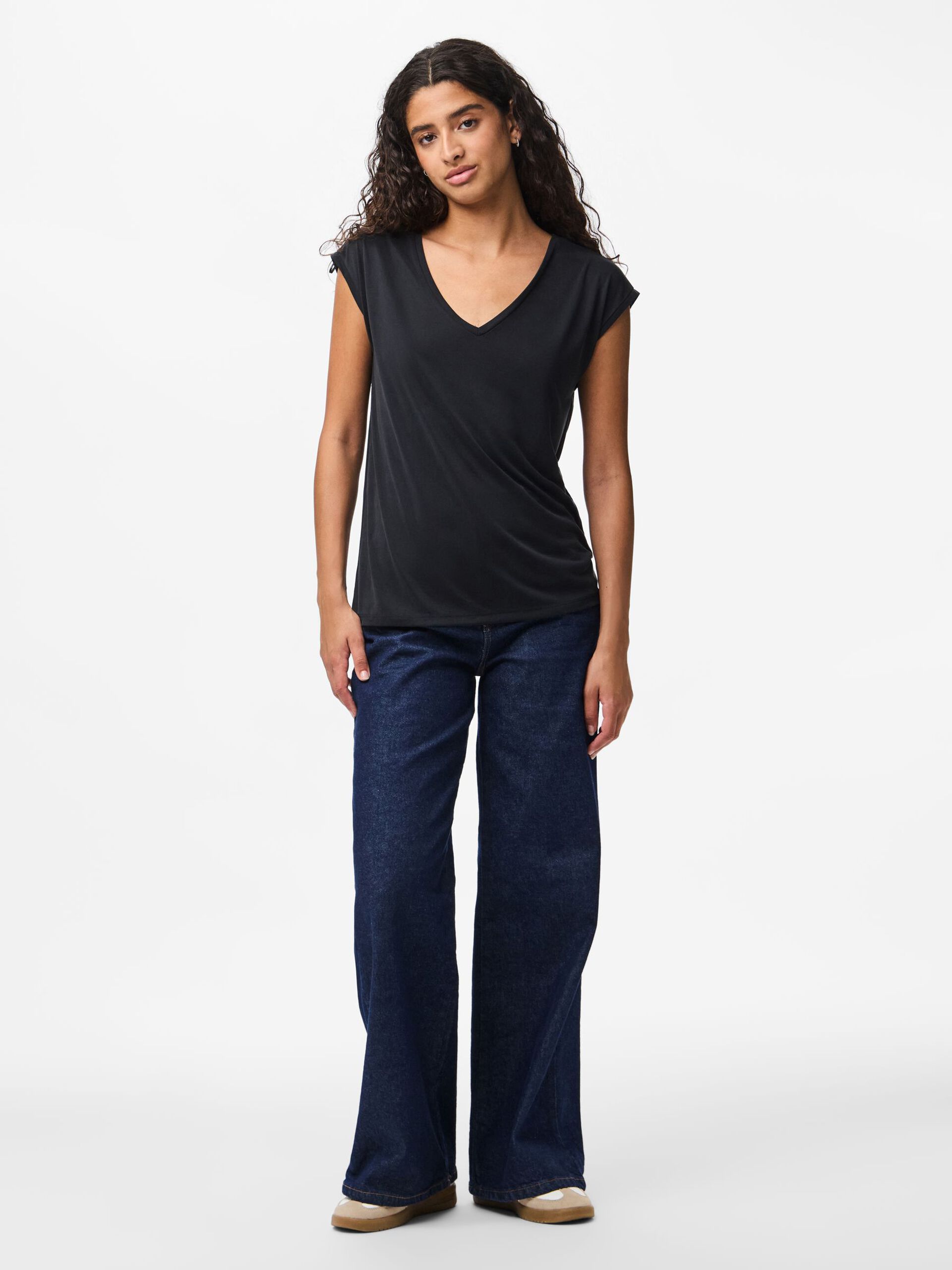 Carousel image - PCKAMALA T-SHIRT, Black | 3